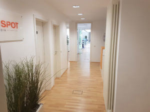 Lead-Spot-Media-GmbH-Eingangsbereich